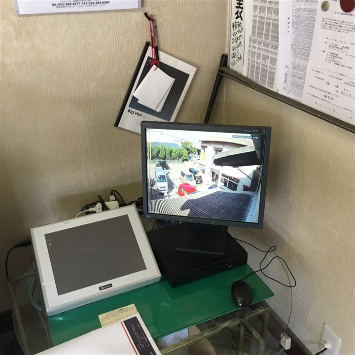 福岡市の自動車修理工場に設置した防犯カメラ